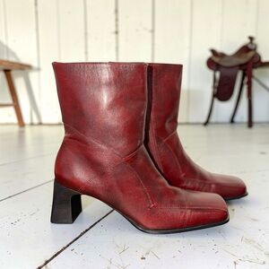 Vintage Naturalizer Red Leather Y2K Square Toe Heel Boots Size 8.5
